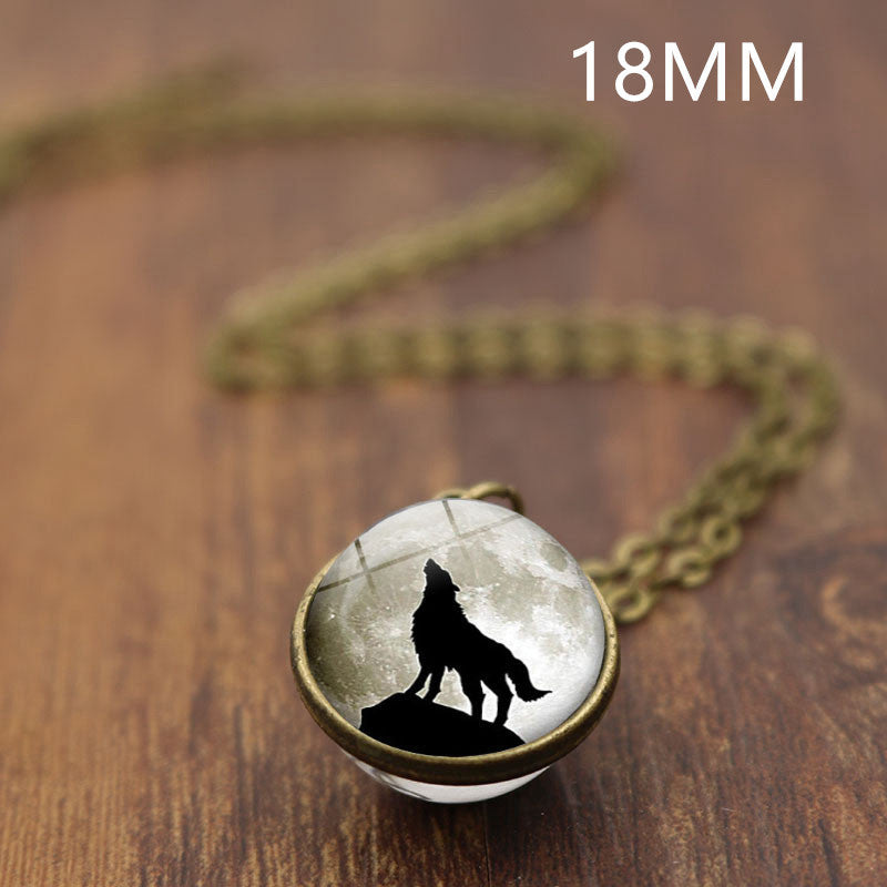 wolf pendant necklace