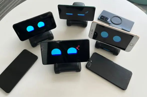 LOOI Robot Smart Toy Turn Smartphone Into a Desktop Robot Magnetic Mobile AI Gesture Facial Recognition GPT Voice Dialogue Toys